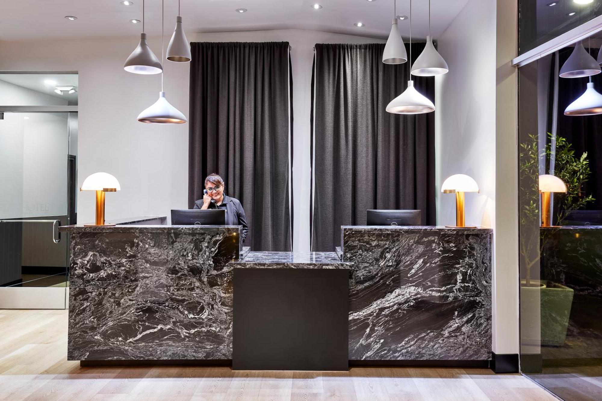 Elan Hotel — Fotos 1